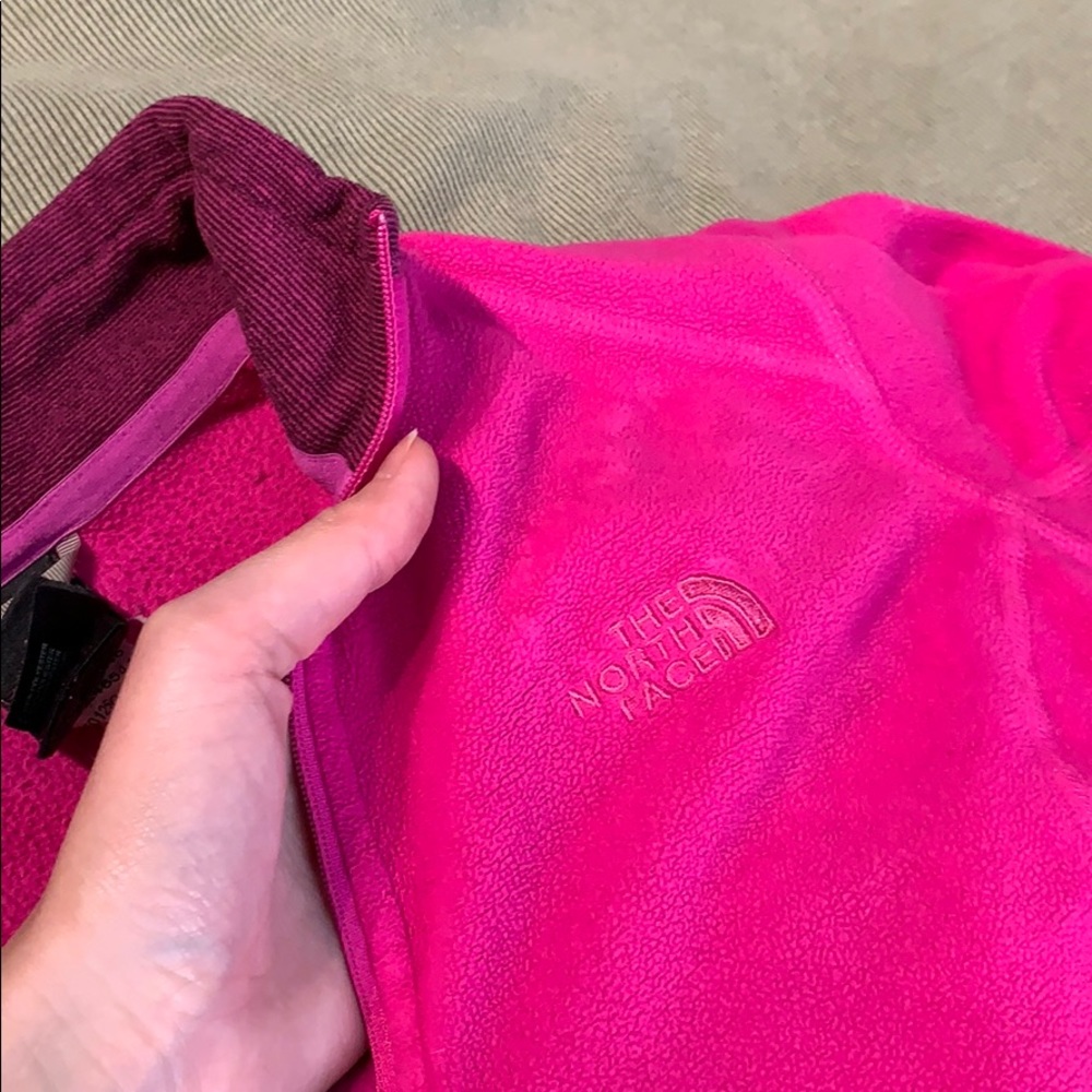 Bright pink pullover - Picture 2 of 2